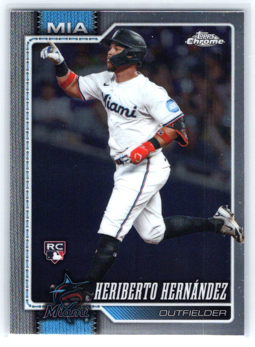 2026 Topps Chrome #19 Heriberto Hernández
